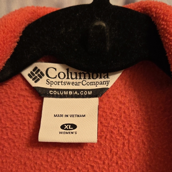 Columbia Women's Vibrant Red Fleece Jacket - Picture 1 of 5